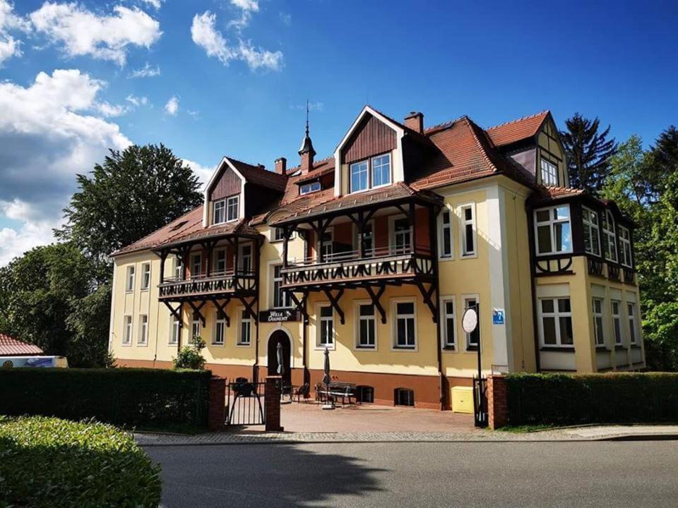 Willa Diament Kudowa-Zdrój Exterior foto